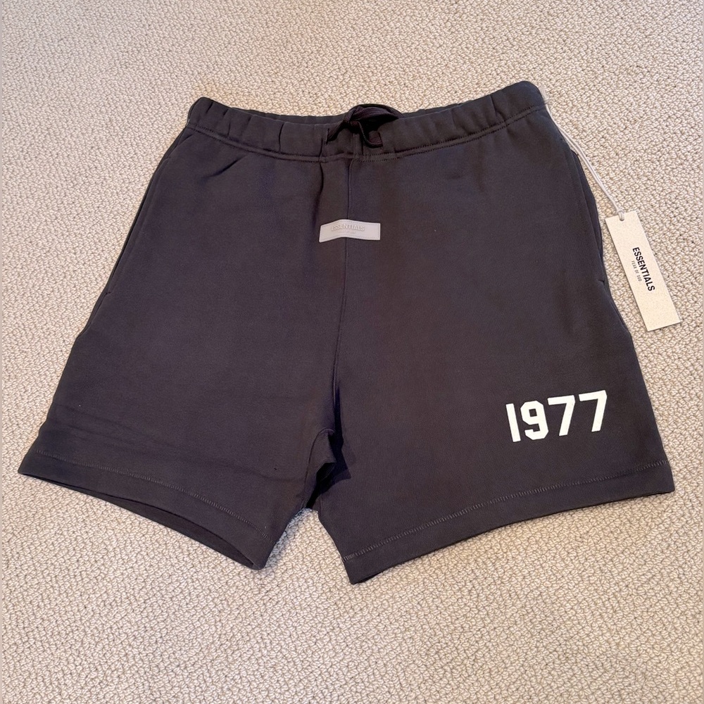New Essentials Fear of God Iron Black Authentic 1977 Shorts